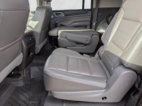 Used 2019 GMC Yukon XL Denali w/ Denali Ultimate Package image 19