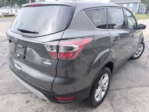 Used 2017 Ford Escape SE FWD image 27