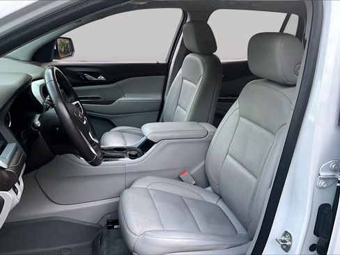 Used 2019 GMC Acadia SLT FWD image 8
