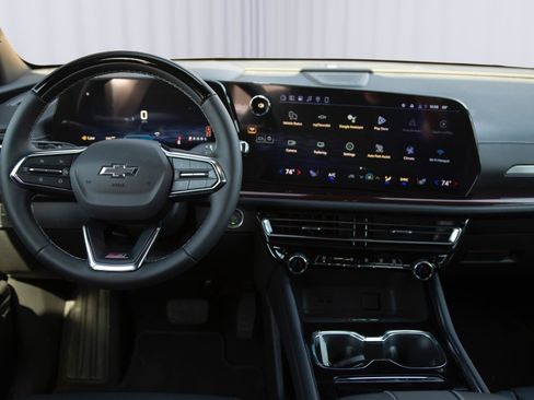 New 2026 Chevrolet Traverse Z71 w/ Enhanced Driving Package image 13