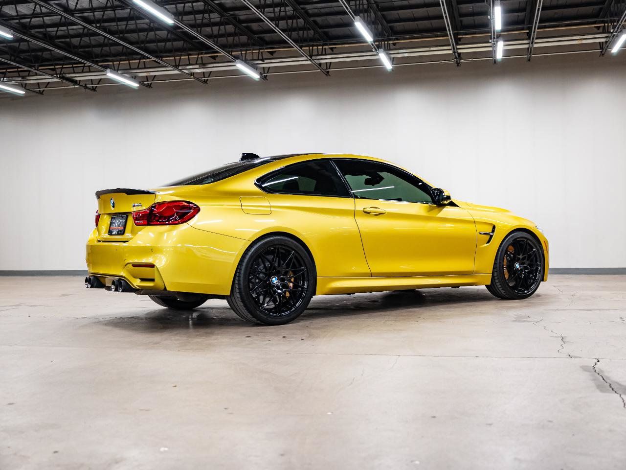 Used 2015 BMW M4 Coupe RWD image 7