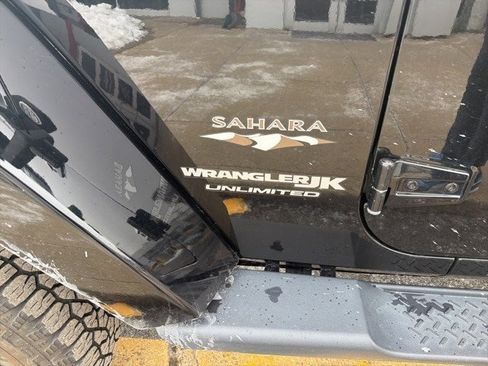 Used 2018 Jeep Wrangler Unlimited Sahara image 6