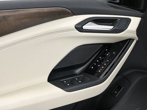 New 2025 Audi A6 e-tron Premium image 6