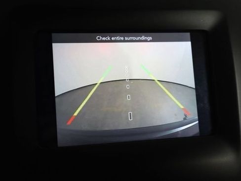 Used 2019 Jeep Cherokee Latitude Plus AWD/4WD image 50