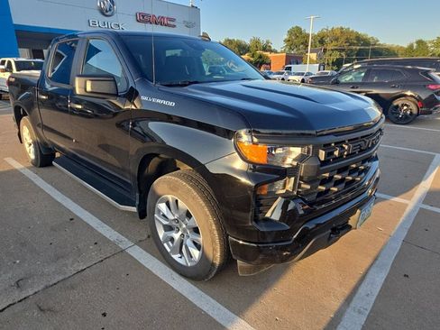 Used 2023 Chevrolet Silverado 1500 Custom AWD/4WD image 6