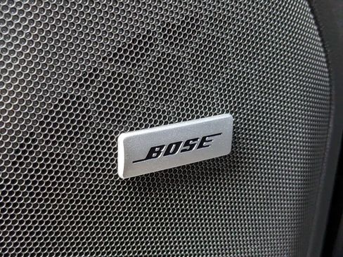 Used 2024 Chevrolet Tahoe Z71 w/ Luxury Package image 36