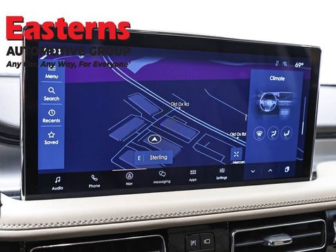 Used 2022 Lincoln Nautilus FWD w/ Premium Package image 19