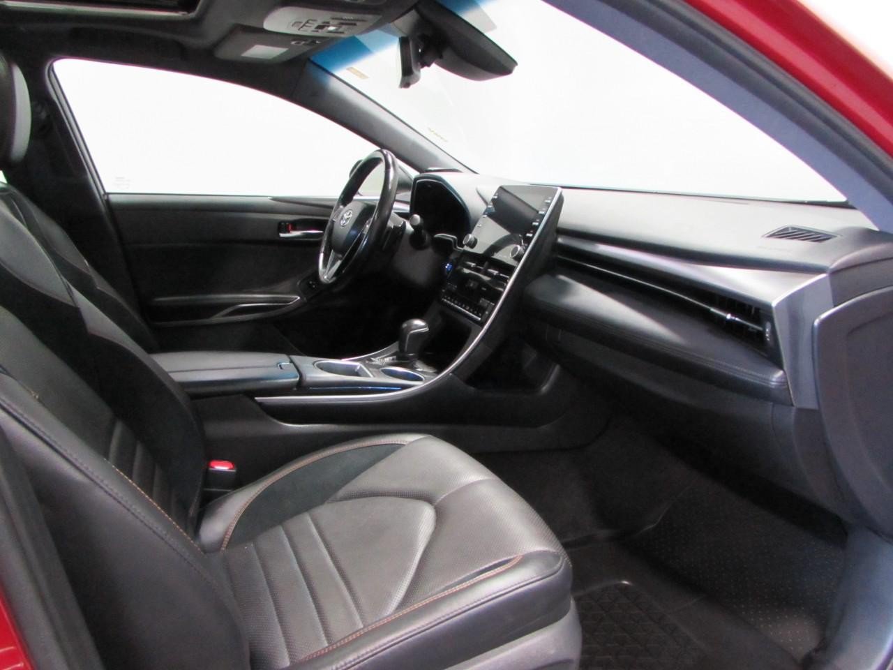 Used 2019 Toyota Avalon Touring w/ All Weather Liner Package FWD image 17