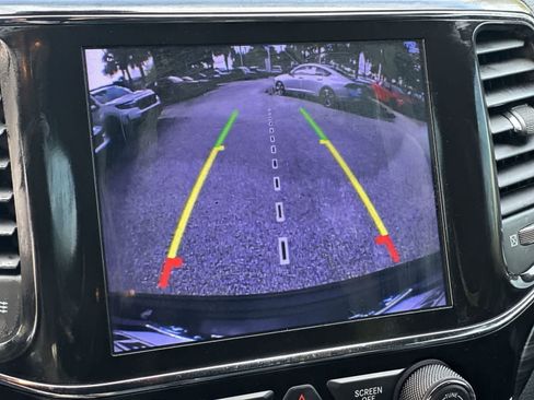 Used 2019 Jeep Grand Cherokee Altitude RWD image 20