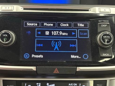 Used 2015 Honda Accord EX-L image 22