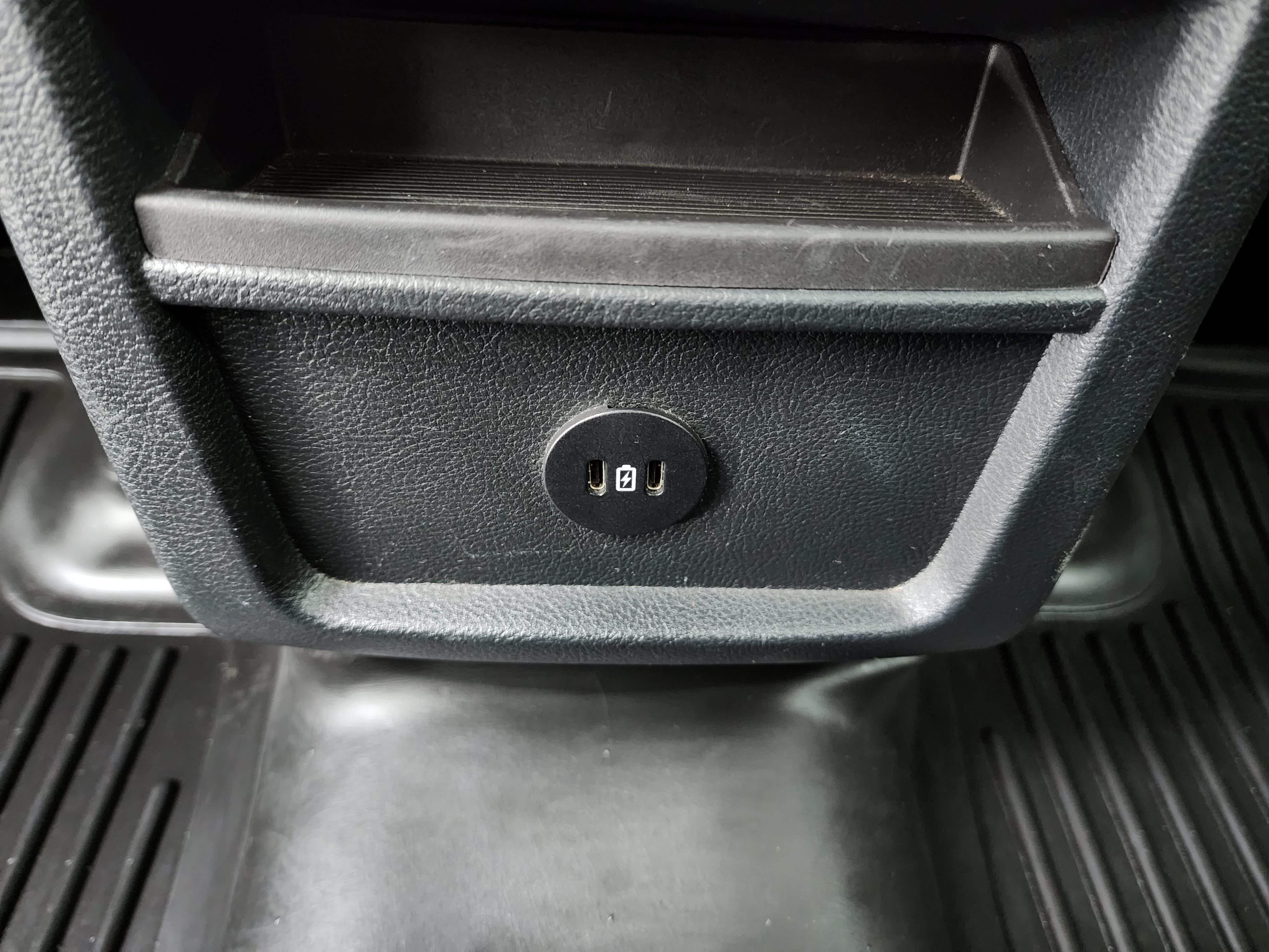 Used 2024 Ford Edge SEL AWD/4WD image 37