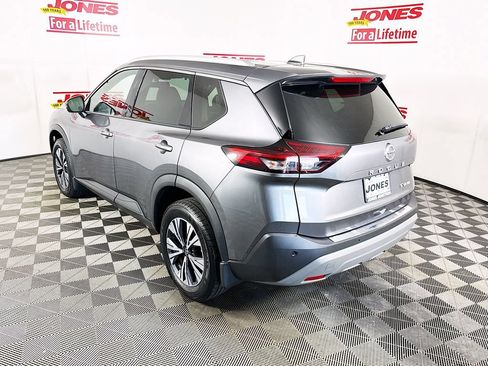 Certified 2021 Nissan Rogue SV w/ Premium Package AWD/4WD image 2