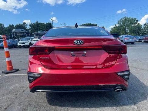 Used 2019 Kia Forte LXS FWD image 3