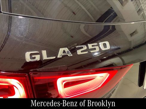 Used 2023 Mercedes-Benz GLA 250 4MATIC image 13