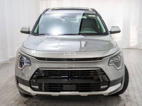 New 2026 Kia Niro SX image 2