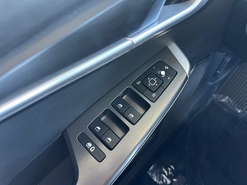 Used 2023 Kia EV6 Wind w/ Wind Technology Package RWD image 19