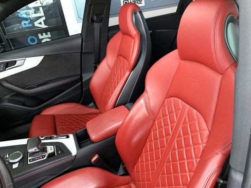 Used 2019 Audi S4 Premium Plus w/ Premium Plus Package image 12