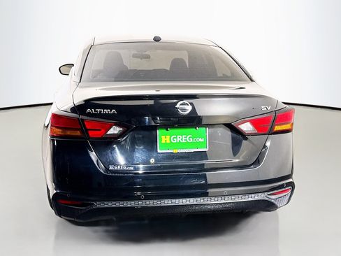 Used 2022 Nissan Altima 2.5 SV FWD image 8