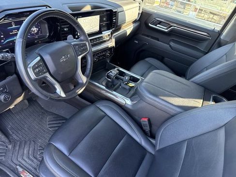 Used 2024 Chevrolet Silverado 1500 LT Trail Boss AWD/4WD image 10