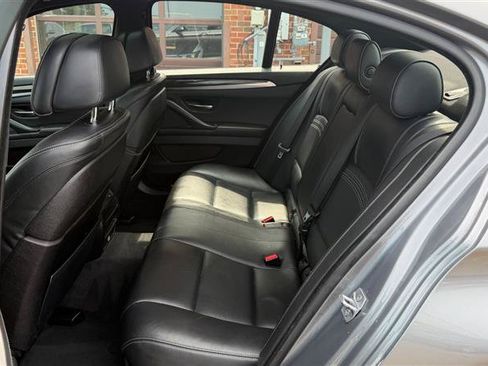 Used 2015 BMW 550i xDrive w/ M-Sport Package AWD/4WD image 23