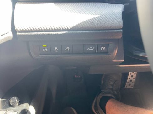 Used 2025 Toyota Camry SE FWD image 15