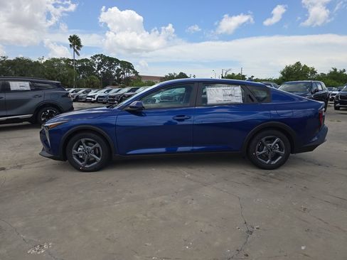 New 2026 Kia K4 FWD image 5
