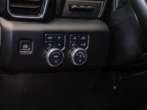 Used 2025 GMC Sierra 3500 Denali Ultimate image 19