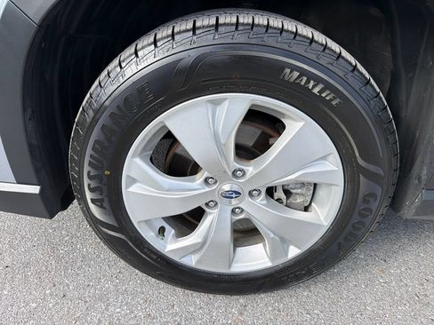 Used 2024 Subaru Ascent 8-Passenger AWD/4WD image 9