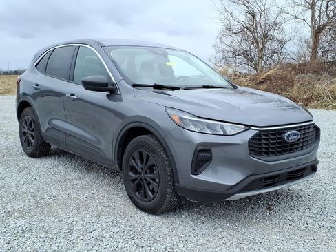 Used 2023 Ford Escape Active image 10