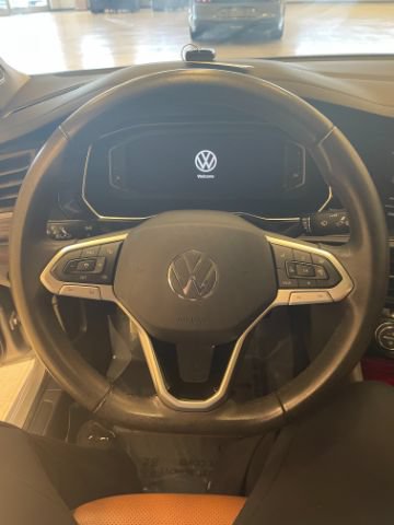 Used 2023 Volkswagen Jetta SEL FWD image 21