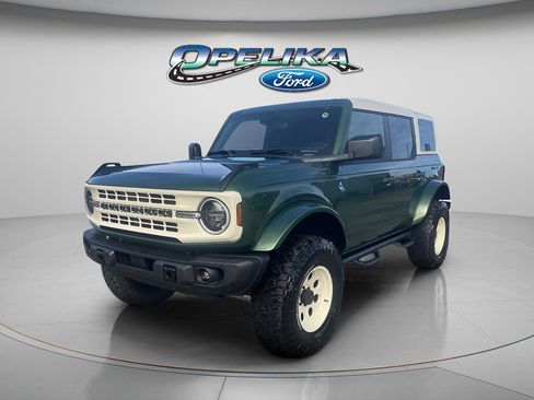 New 2024 Ford Bronco Black Diamond w/ Sasquatch Package AWD/4WD image 3