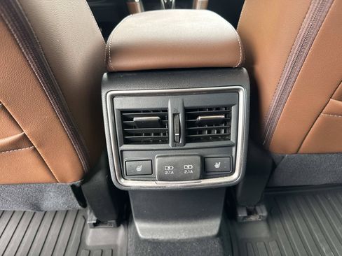 Used 2020 Subaru Forester Touring w/ Popular Package #2 AWD/4WD image 18