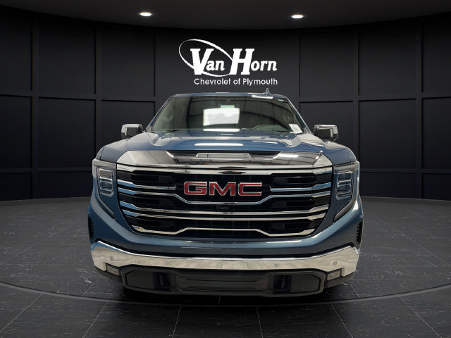 Used 2024 GMC Sierra 1500 SLT w/ SLT Premium Plus Package AWD/4WD image 2