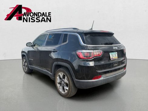 Used 2018 Jeep Compass Limited w/ Navigation Group FWD image 2