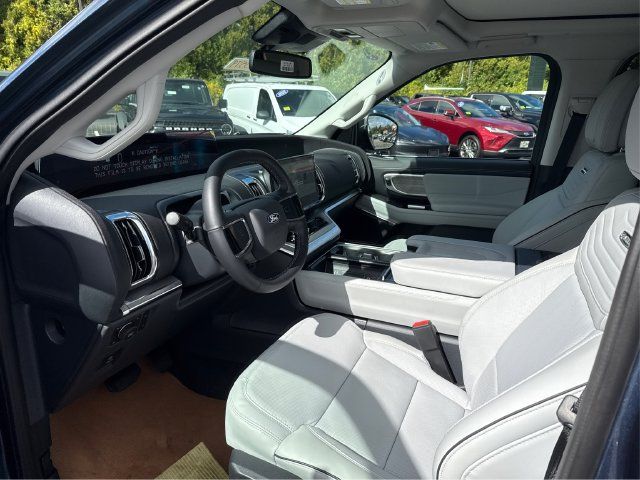 New 2027 Ford Expedition Platinum w/ Platinum Ultimate Package AWD/4WD image 11