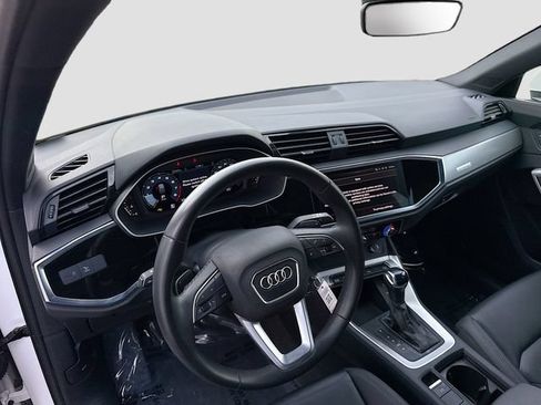 Used 2025 Audi Q3 2.0T Premium AWD/4WD image 25