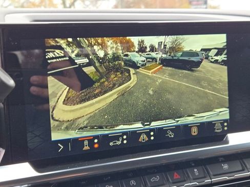 New 2026 GMC Sierra 1500 SLE w/ Preferred Package image 26