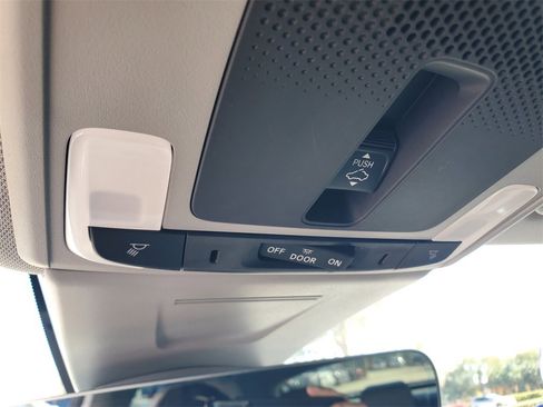 Certified 2023 Acura Integra image 33