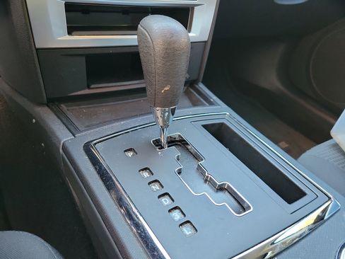 Used 2009 Dodge Charger SE image 25