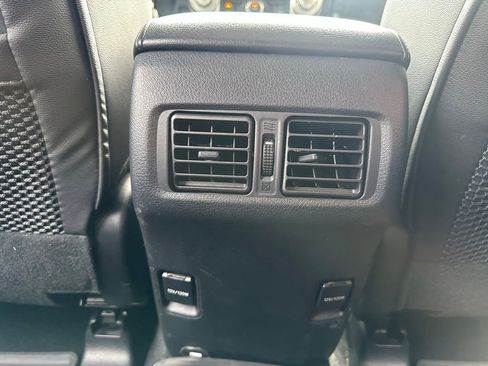 Used 2018 Toyota 4Runner SR5 Premium AWD/4WD image 34