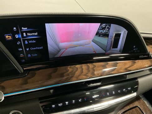 Used 2023 Cadillac Escalade ESV Premium Luxury Platinum w/ LPO, Radiant Package image 21