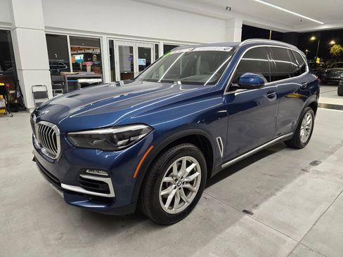Used 2019 BMW X5 xDrive40i w/ Luxury Seating Package image 2