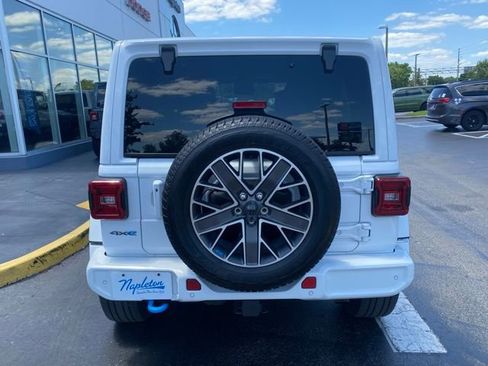 Used 2023 Jeep Wrangler High Altitude image 8