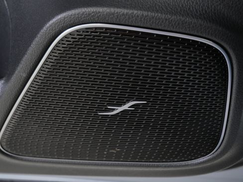 Certified 2025 Mercedes-Benz GLA 250 4MATIC image 34