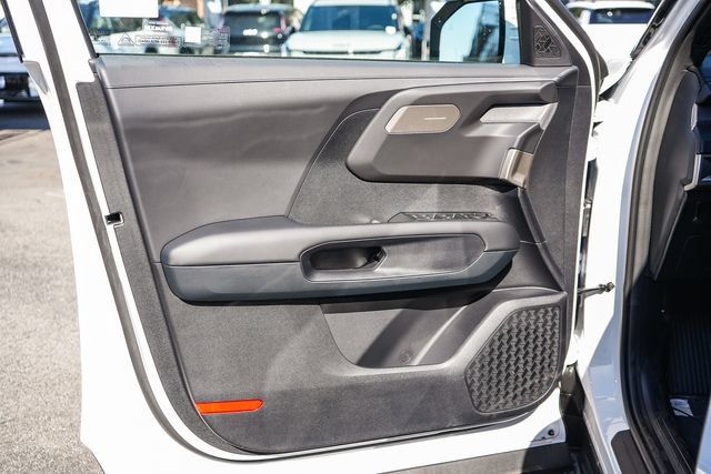 Used 2027 Kia Telluride LX FWD image 23