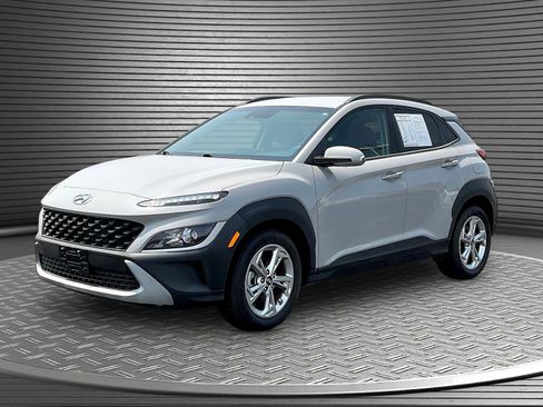 Used 2023 Hyundai Kona SEL w/ Cargo Package AWD/4WD image 3