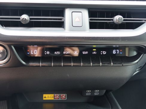 Used 2024 Lexus UX 250h FWD w/ Premium Package image 21