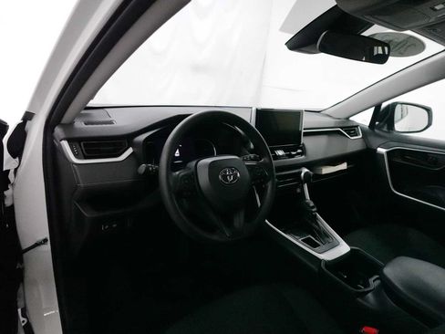 Used 2023 Toyota RAV4 LE AWD/4WD image 15