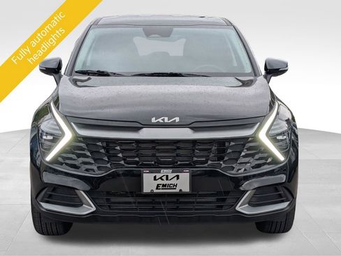 Certified 2025 Kia Sportage EX FWD image 9