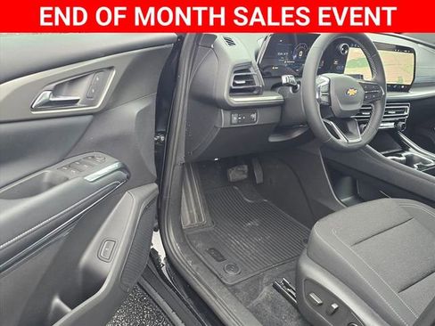 New 2026 Chevrolet Traverse LT w/ Driver Confidence Package image 14